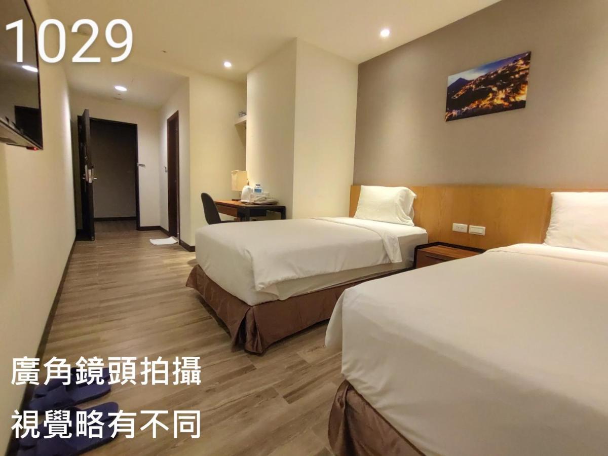 Honest & Warm Hotel Taoyuan Exterior foto