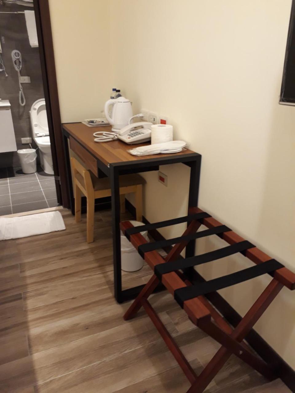 Honest & Warm Hotel Taoyuan Exterior foto